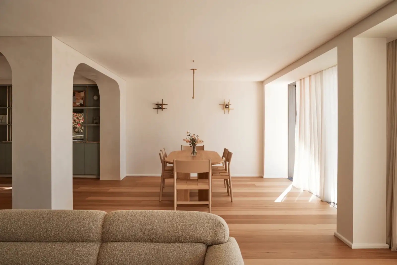 Sutherland Project - dining space wide shot