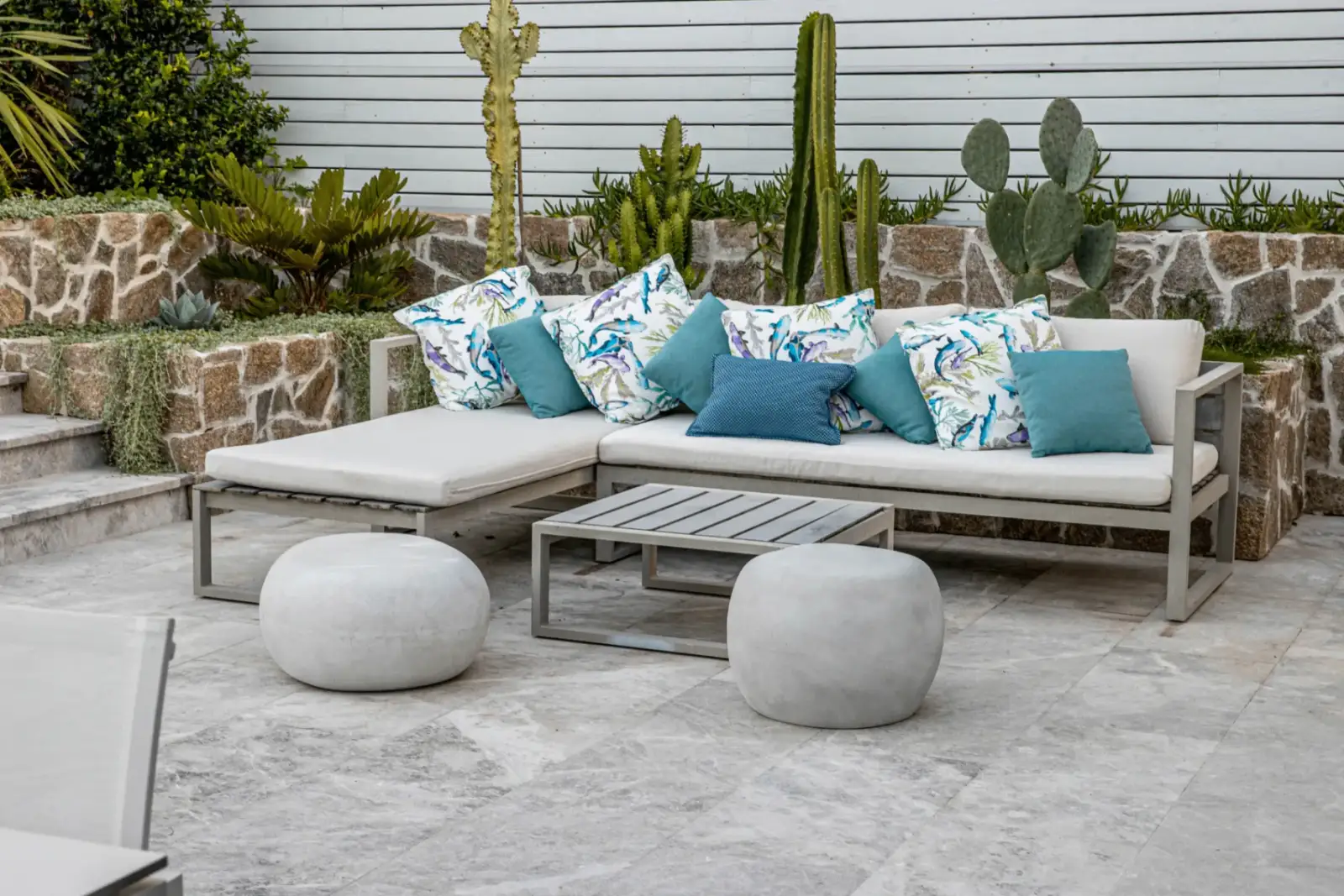Wilson Project - planters and glass pool fencing detail